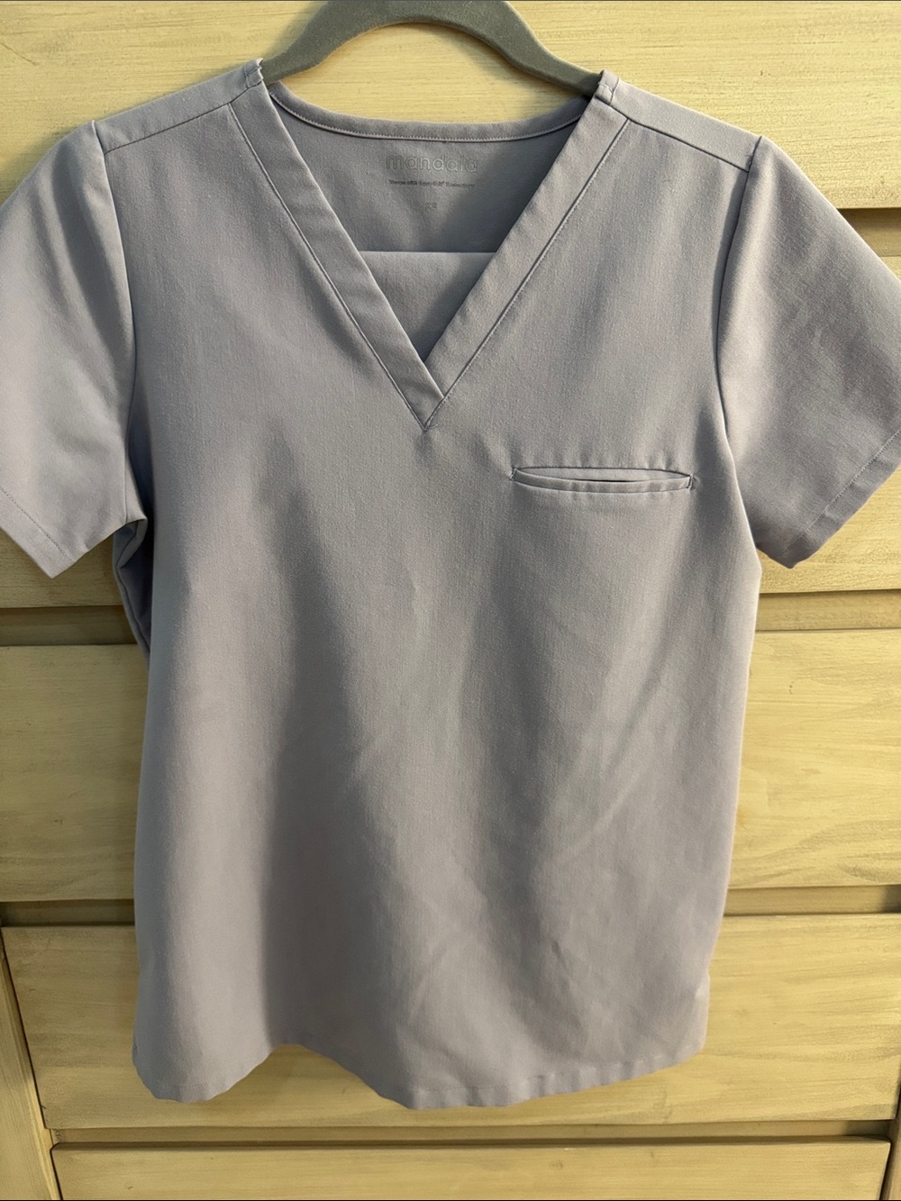 Ladies V-Neck Medical Scrub Top - Lavender